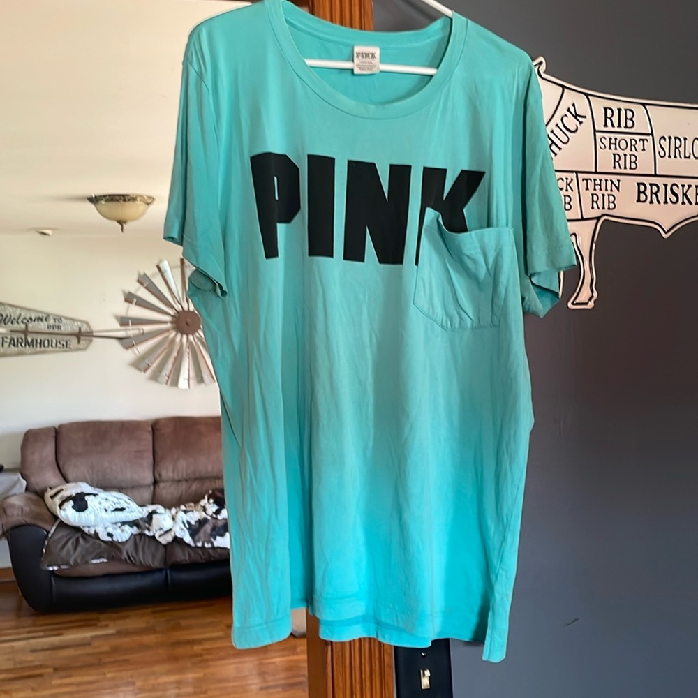 VS Pink Tee